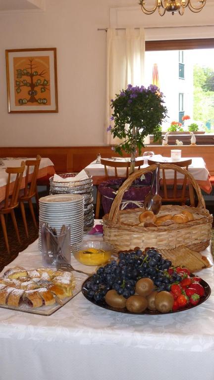 טירולו Hotel Haselried מראה חיצוני תמונה