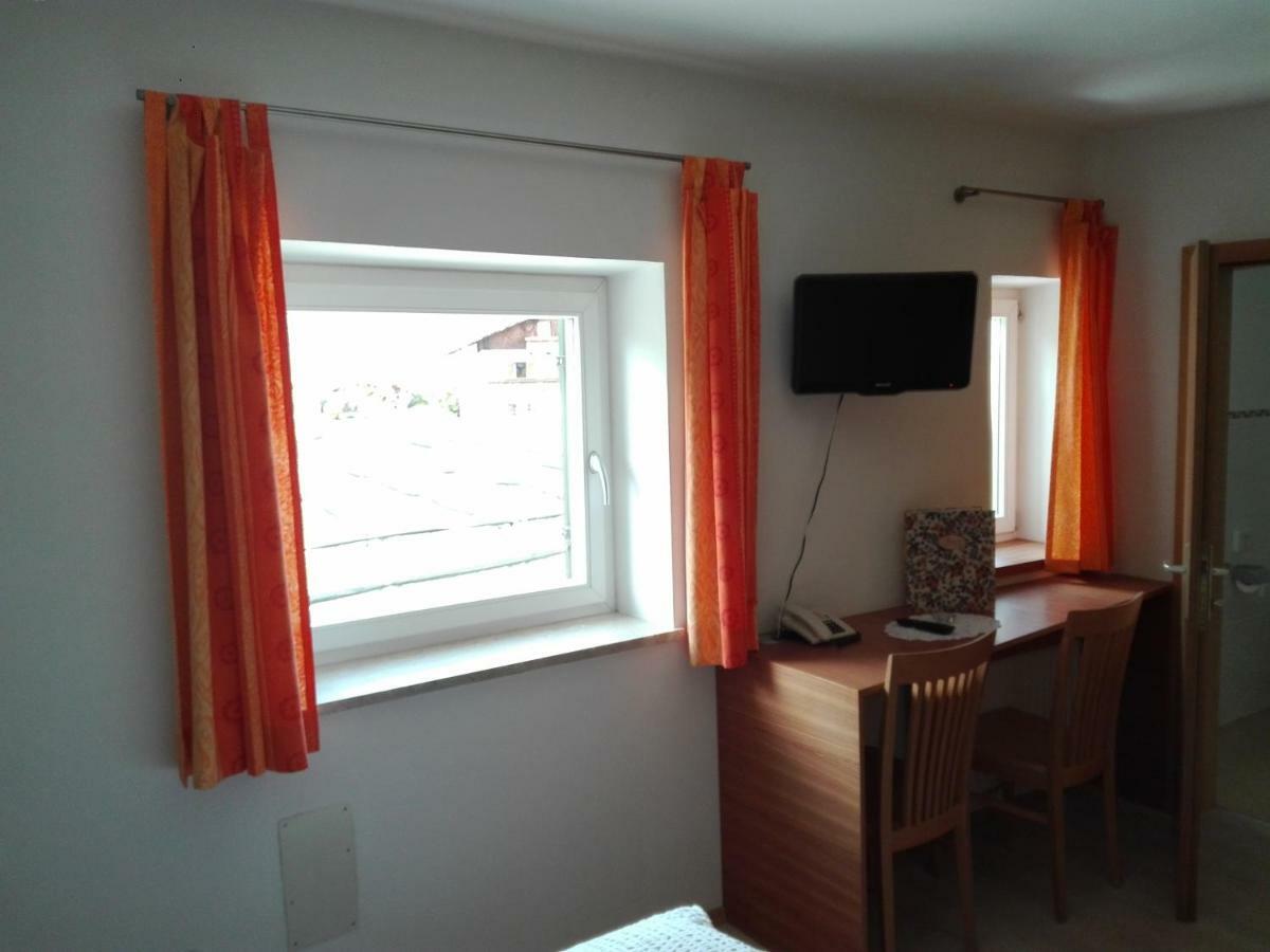 טירולו Hotel Haselried מראה חיצוני תמונה