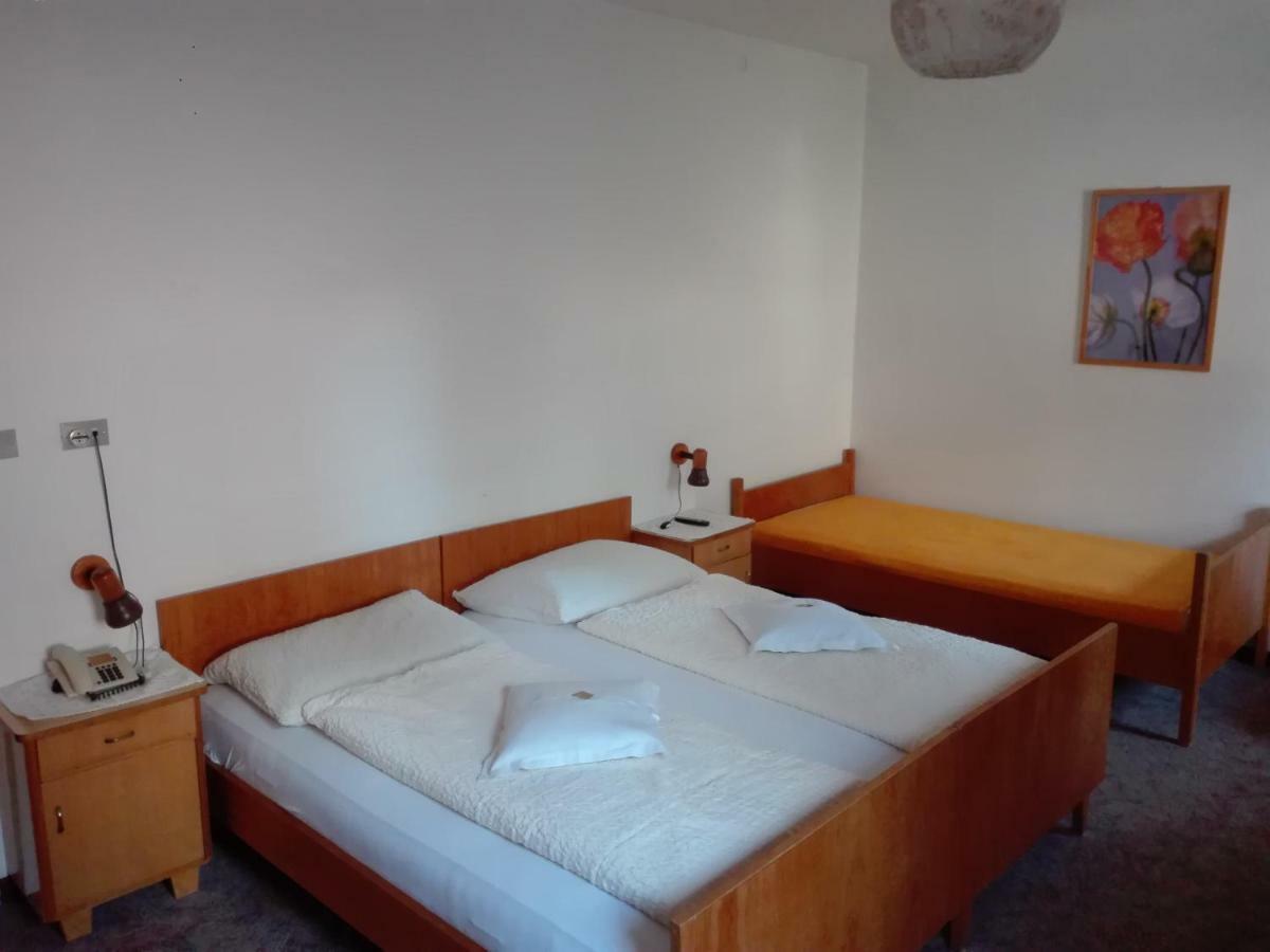 טירולו Hotel Haselried מראה חיצוני תמונה