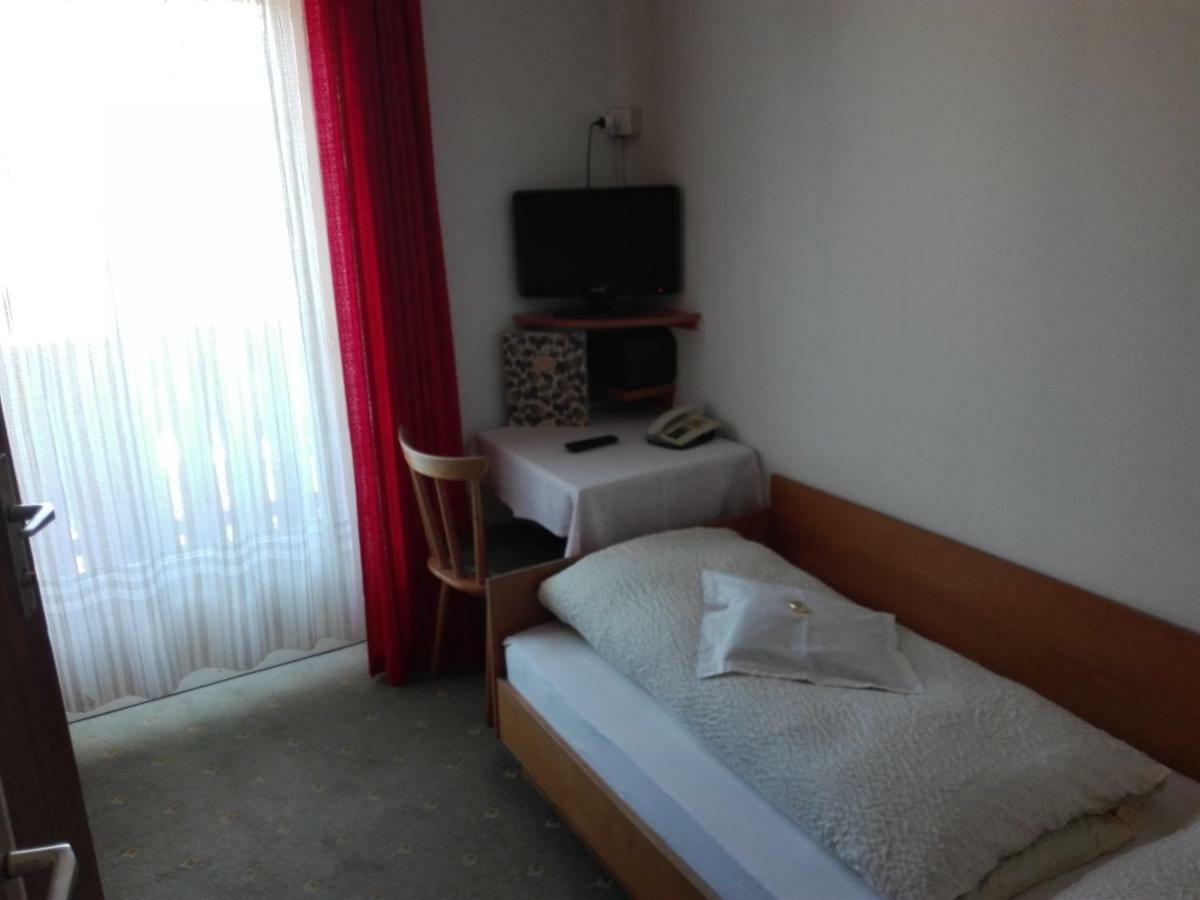 טירולו Hotel Haselried מראה חיצוני תמונה