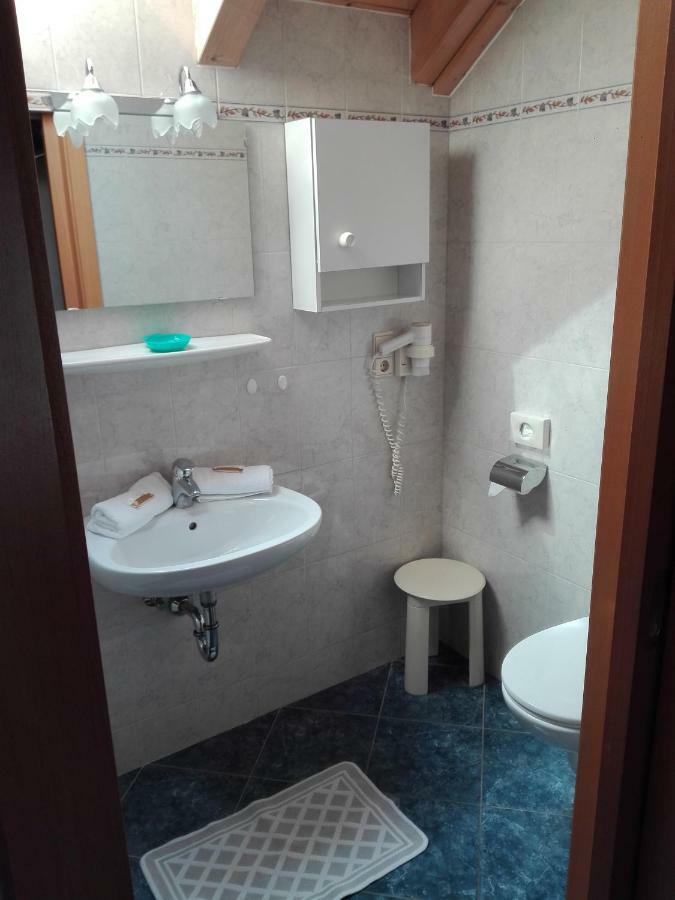 טירולו Hotel Haselried מראה חיצוני תמונה
